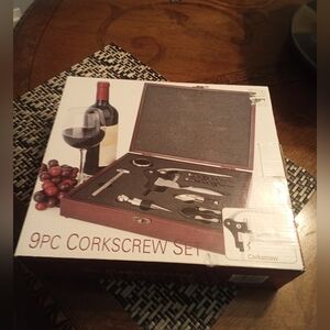 New 9-Piece Corkscrew Set